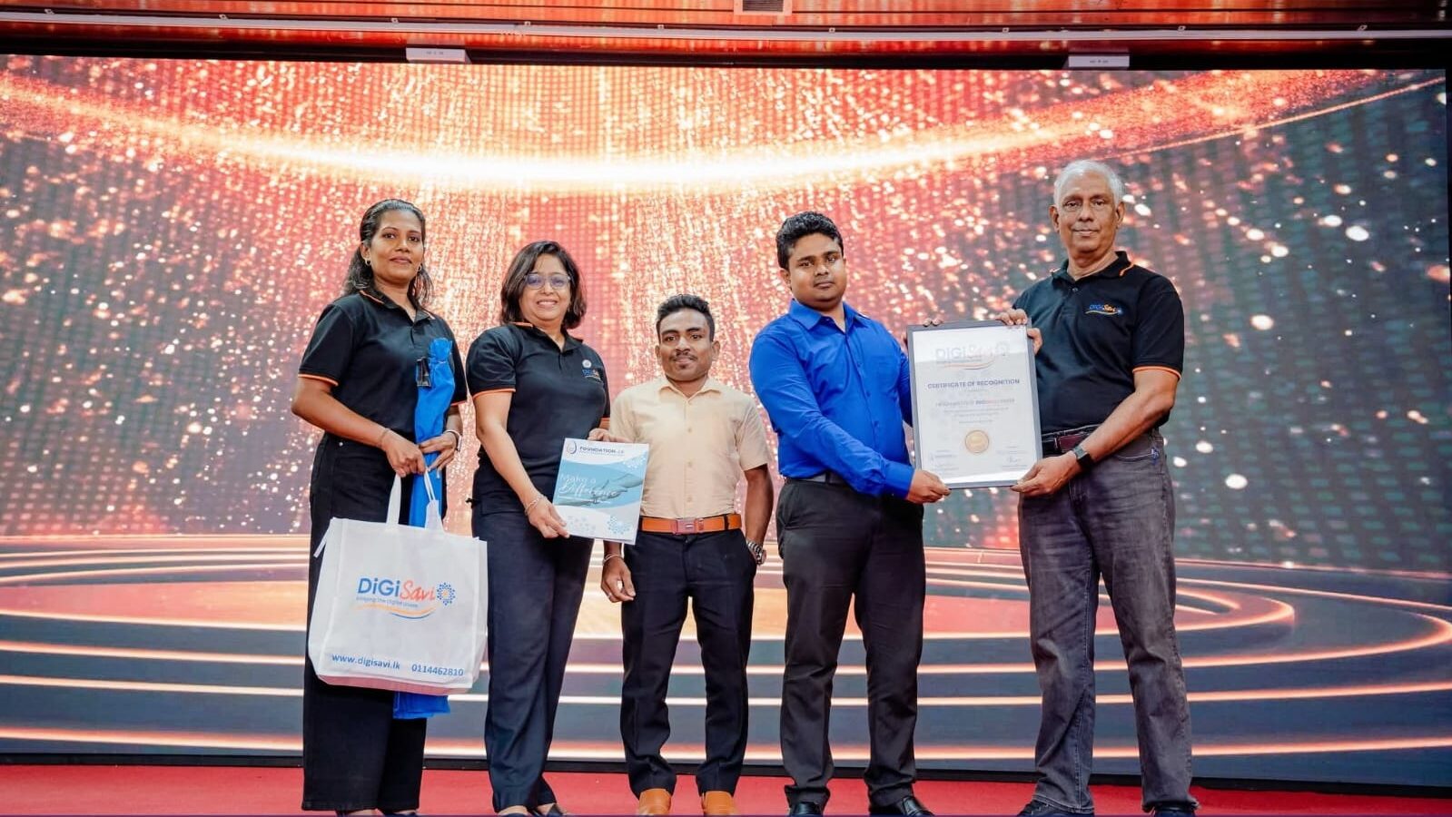 Heyon Institute අප ආයතනය අභිමානයෙන් යුතුව ‘DiGiSavi’ වැඩසටහන සමඟ අත්වැල් බැඳගනී